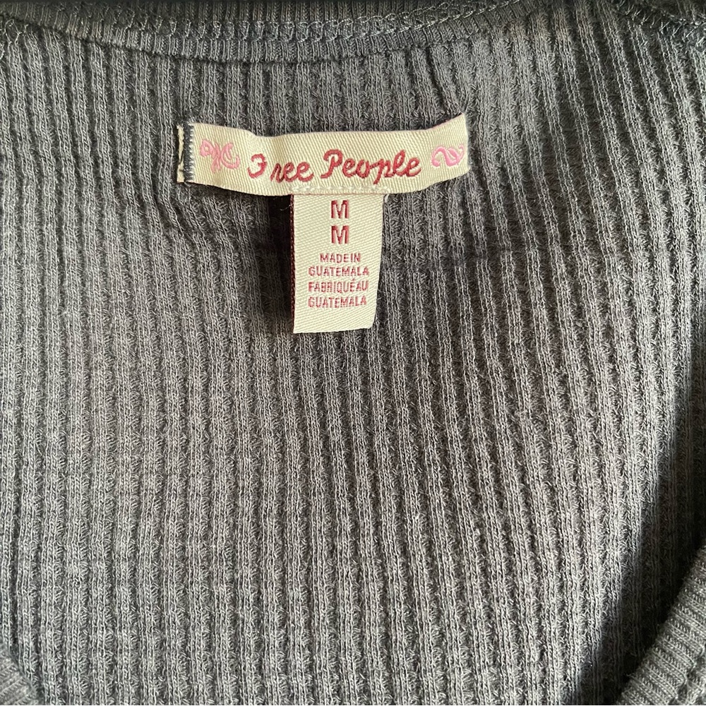 Free People NWT Santa Clara Thermal in Black. Various sizes - Picture 3 of 6
